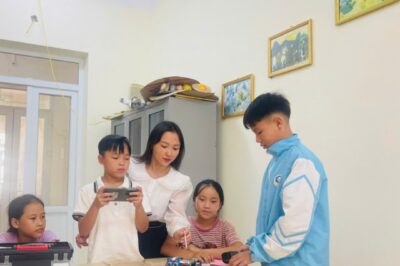 Cô giáo vùng cao cùng trò nâng cao dân trí, đẩy lùi tình trạng tảo hôn