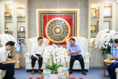 Tổng lãnh sự Trung Quốc thăm Báo Thanh Niên, gợi mở nhiều cơ hội hợp tác